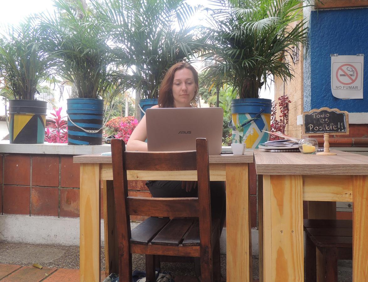 Samarian Coffe Work Hostel Hostal Medellín